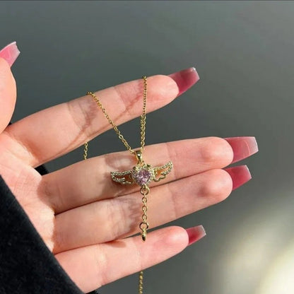 Kalp Detaylı Melek Kanadı Kolye Gold Pembe Zirkon